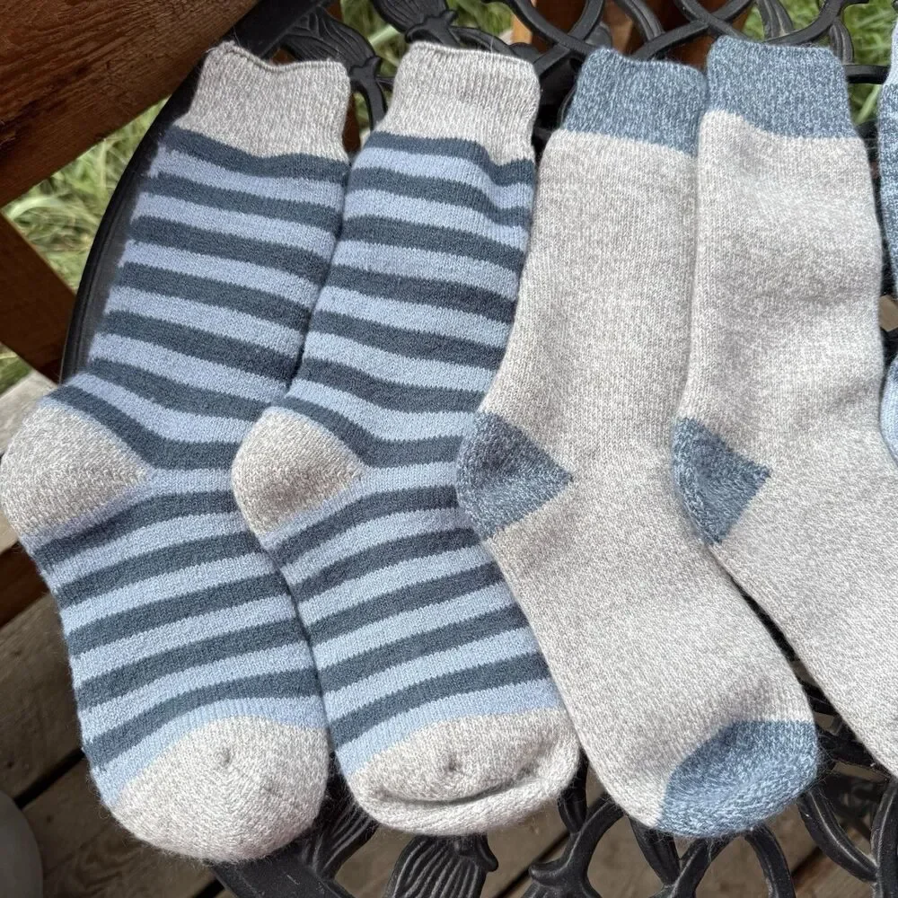 Avalanche Ladies Shoe size: 5 - 9.5, Ultimate Thermal Crew Socks, 3-pair, Blue